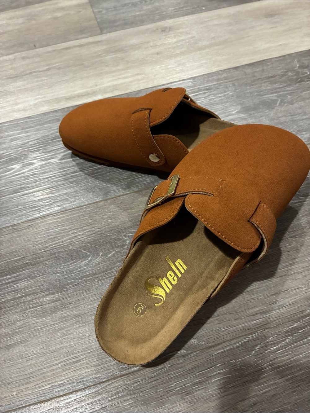 Sheln Women's Tan Suede Slip-On Mules Size 9